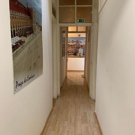 Meyra Hostel Lisbon Bagian luar foto