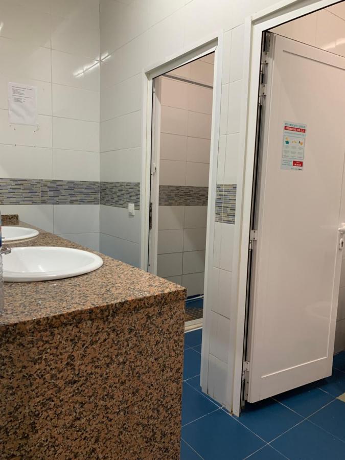 Meyra Hostel Lisbon Bagian luar foto